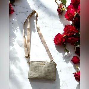 Elegant Gold Crossbody Bag